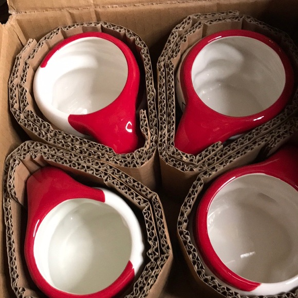 Pottery Barn Hand Painted Vintage Style Santa Claus Holiday Mugs 16oz - Set of 4 - Picture 16 of 16
